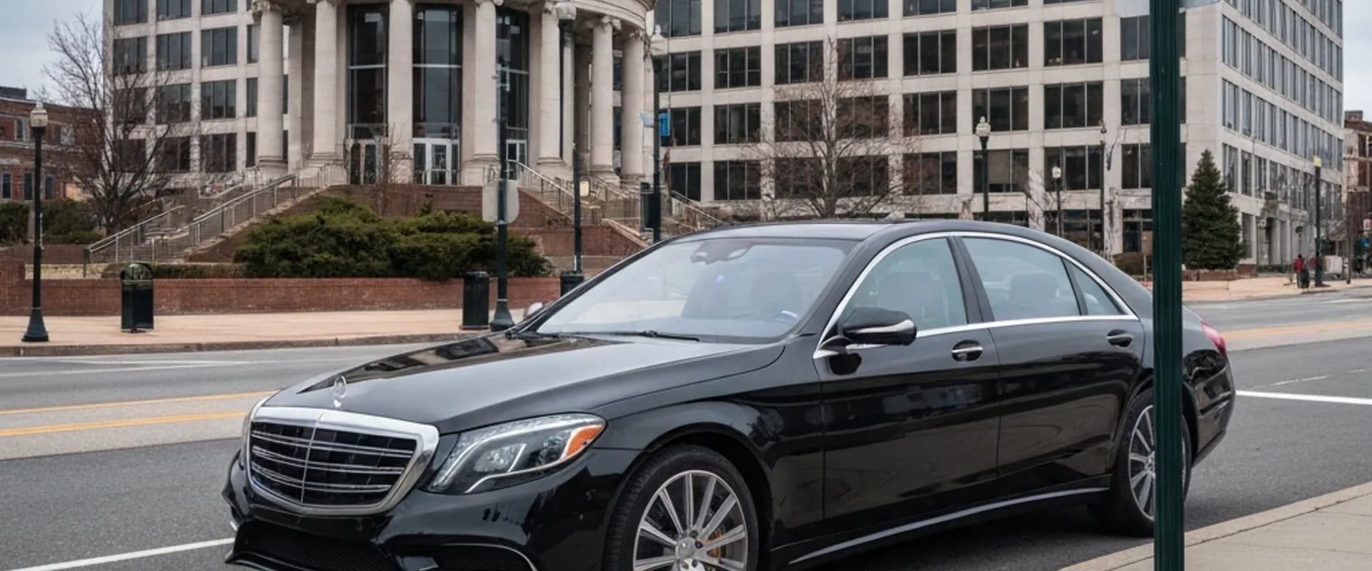 Woburn MA Luxury Car Service & Limo | ALVE Private Car Hero Background